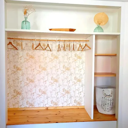 Supertubos House Peniche 4*