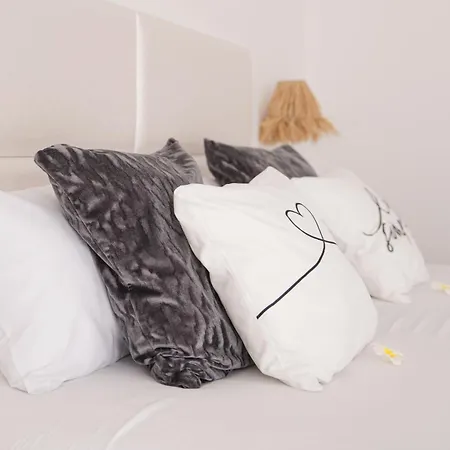 Supertubos House Peniche