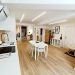 ベッド・アンド・ブレックファスト Supertubos House Peniche アトウギア・ダ・バレイア