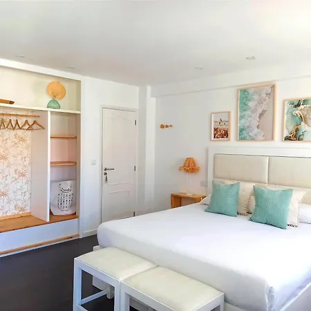 فندق مبيت وإفطار Supertubos House Peniche