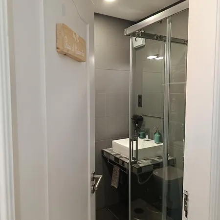 Supertubos House Peniche