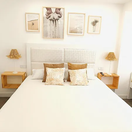 Frühstückspension Supertubos House Peniche 4*