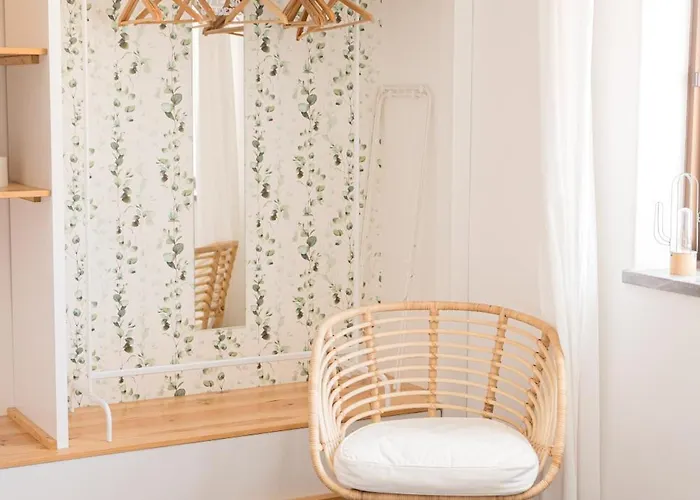 Supertubos House Peniche 4*